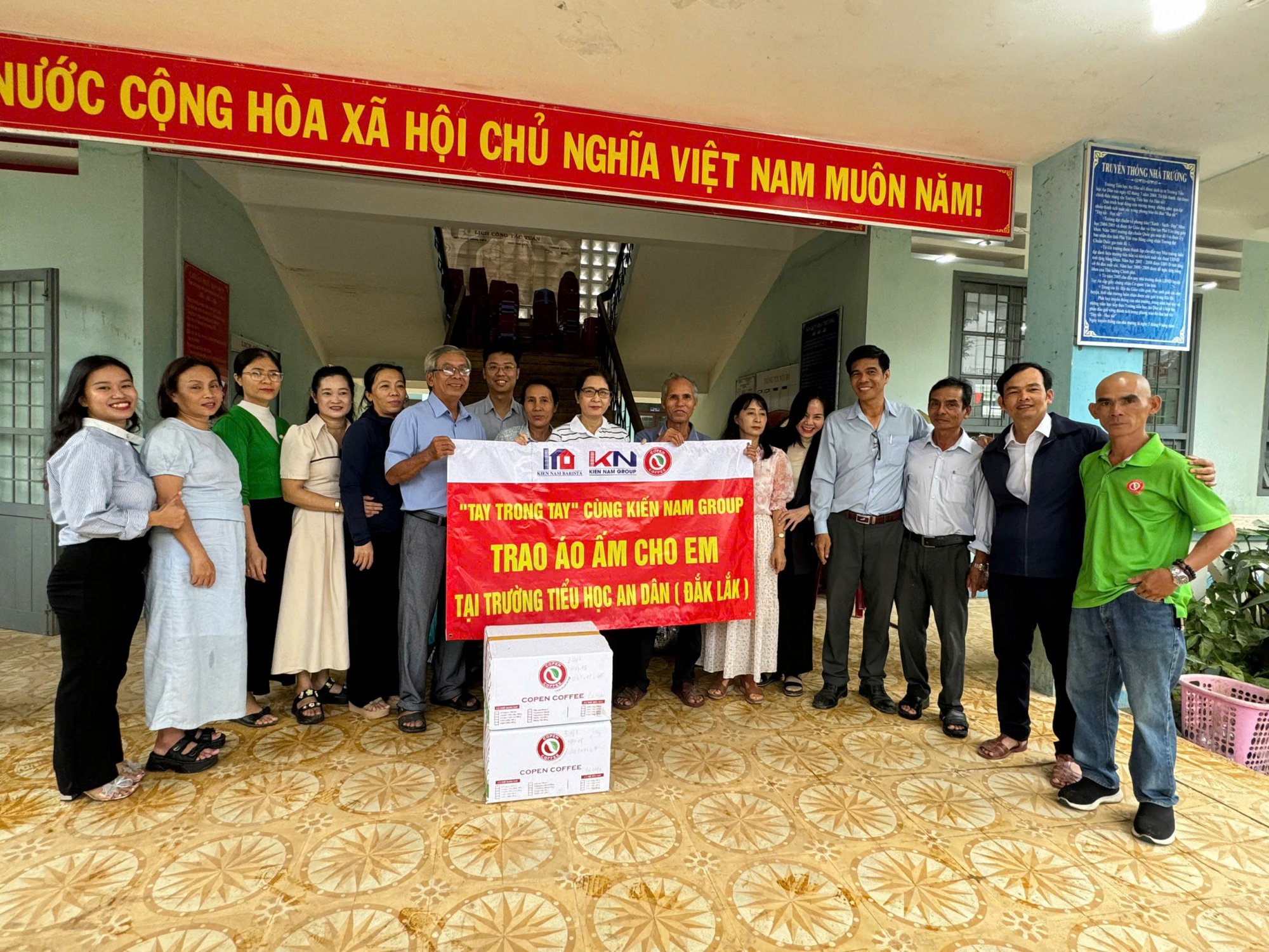 z7293879773848_7fa192a2295f18a93c9a864260123f8e_1